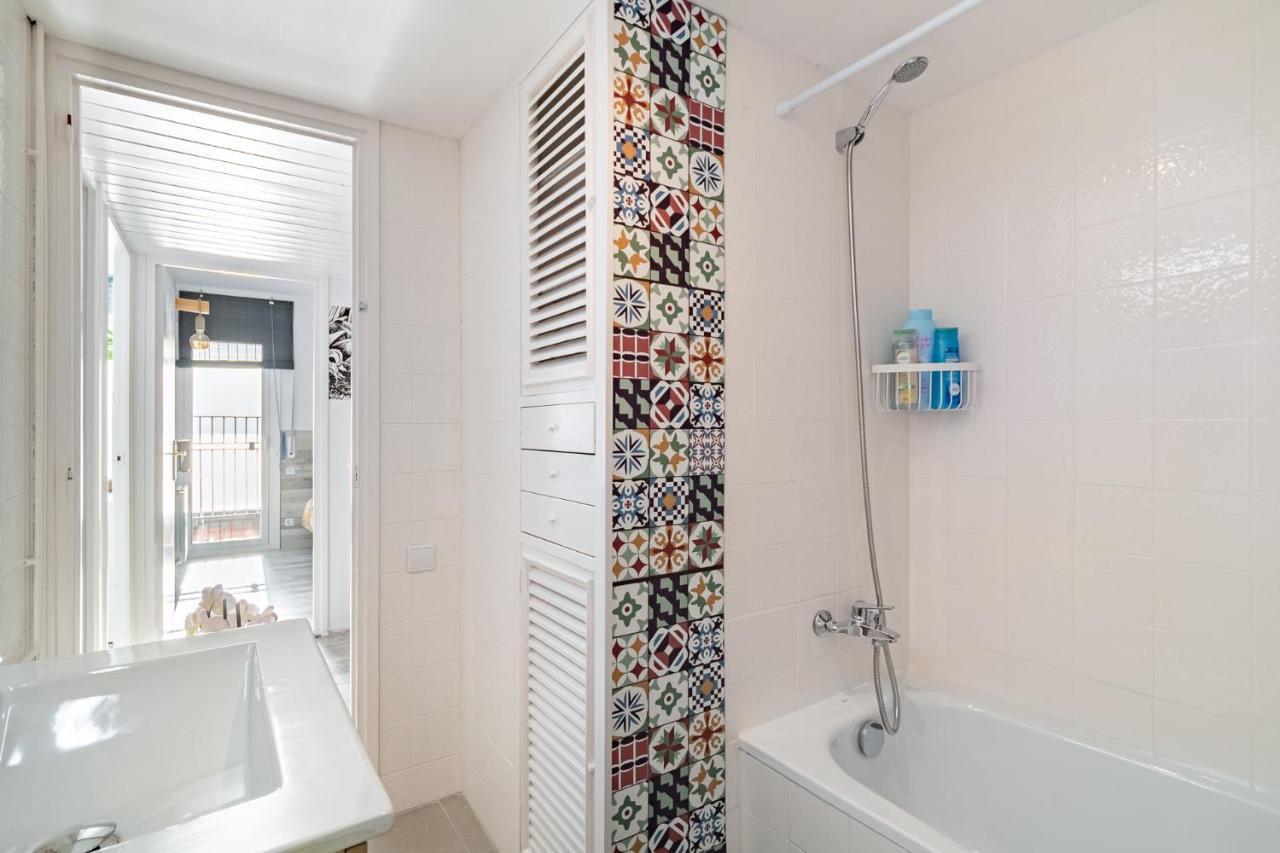 Liana Seaview & Beach - Apartment Montgat Exterior photo