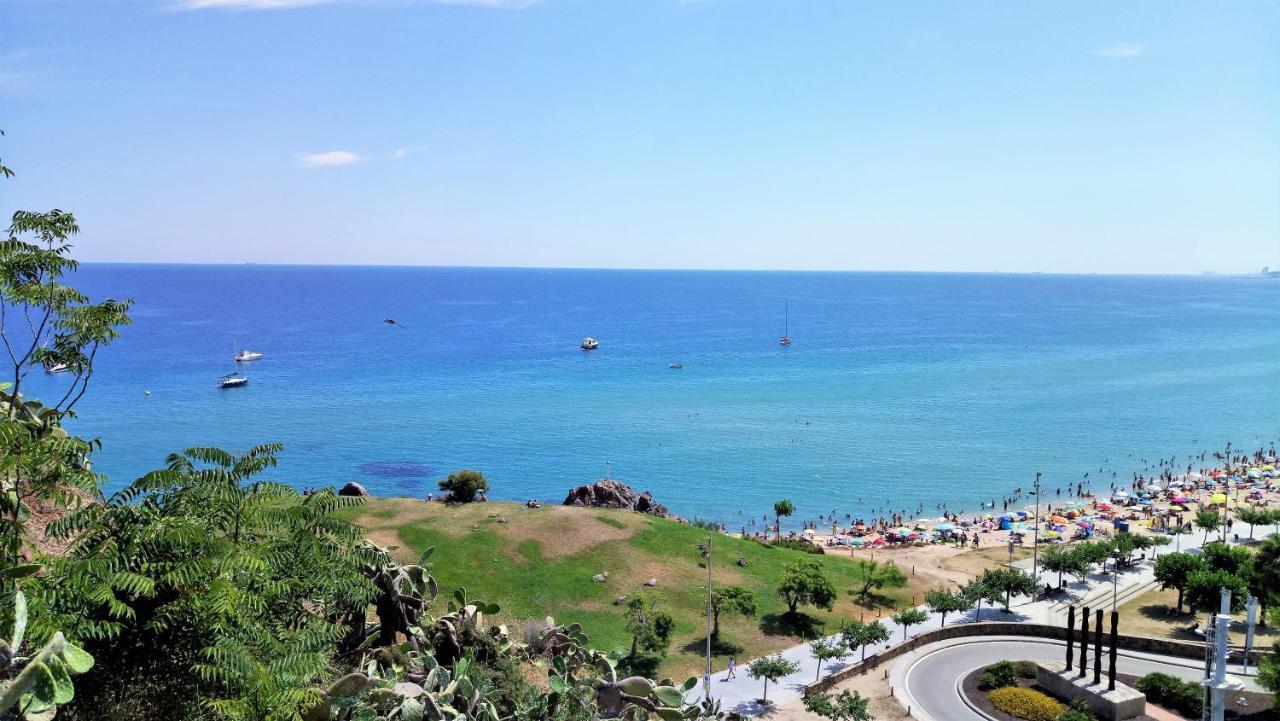 Liana Seaview & Beach - Apartment Montgat Exterior photo